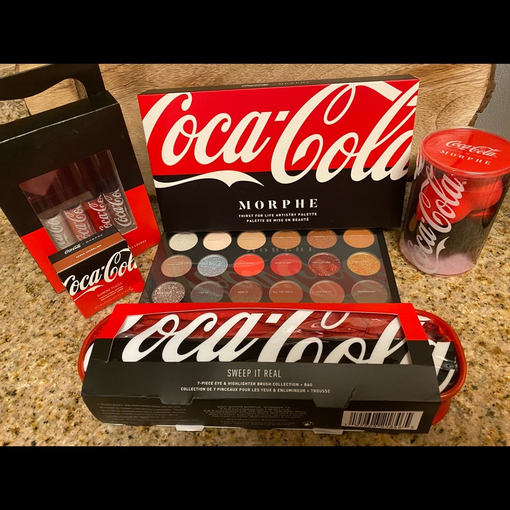 Morphe Coca Cola